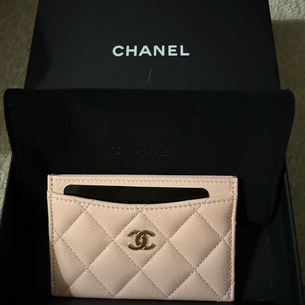 CHANEL 25S Light Pink Cardholder